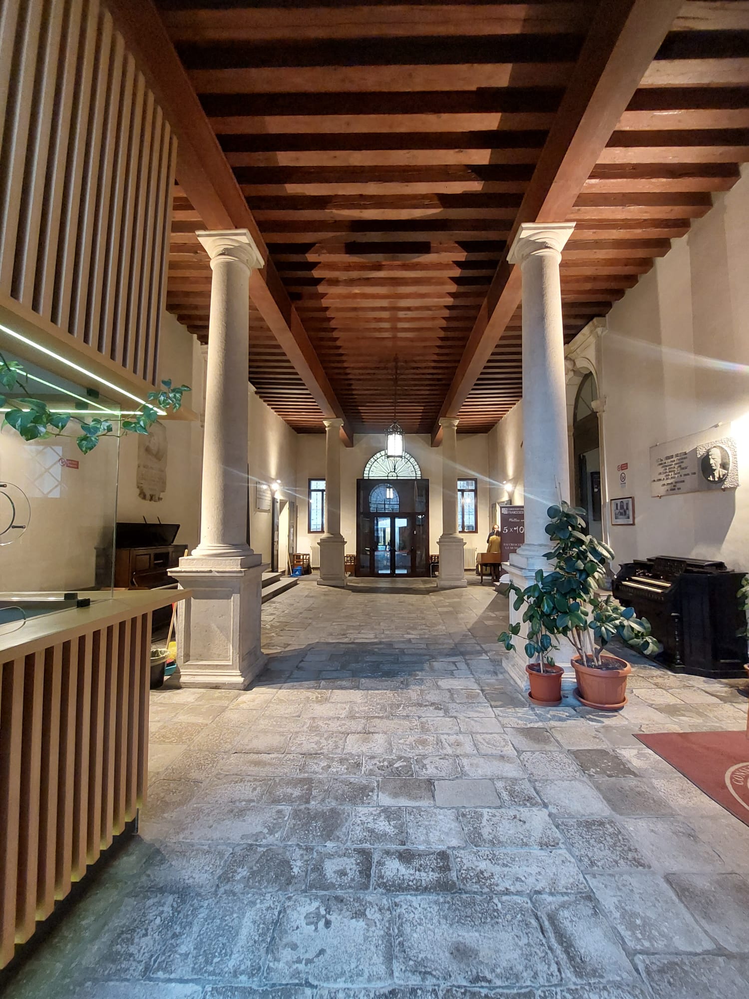 2db94c8c-ad2e-43cc-a83d-8a9676cbb05f