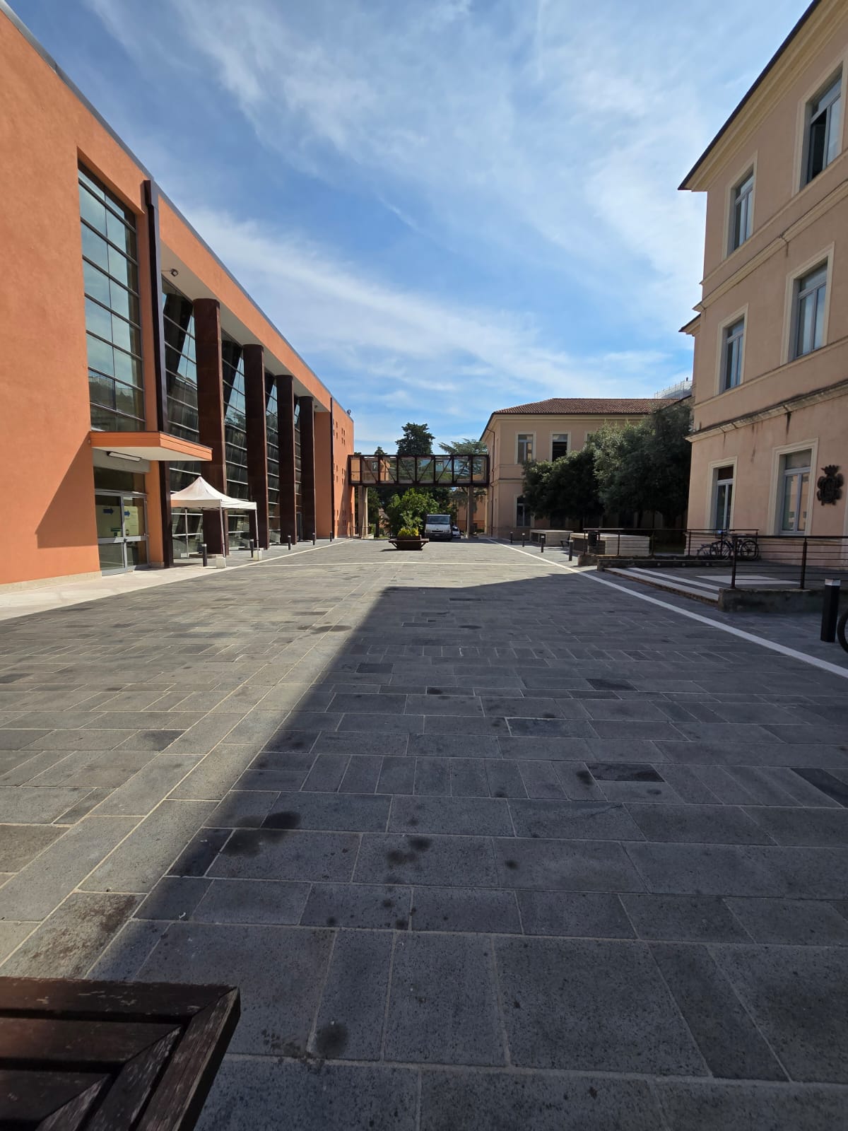 67f45605-00fa-4012-9850-fd49a3ec0f98