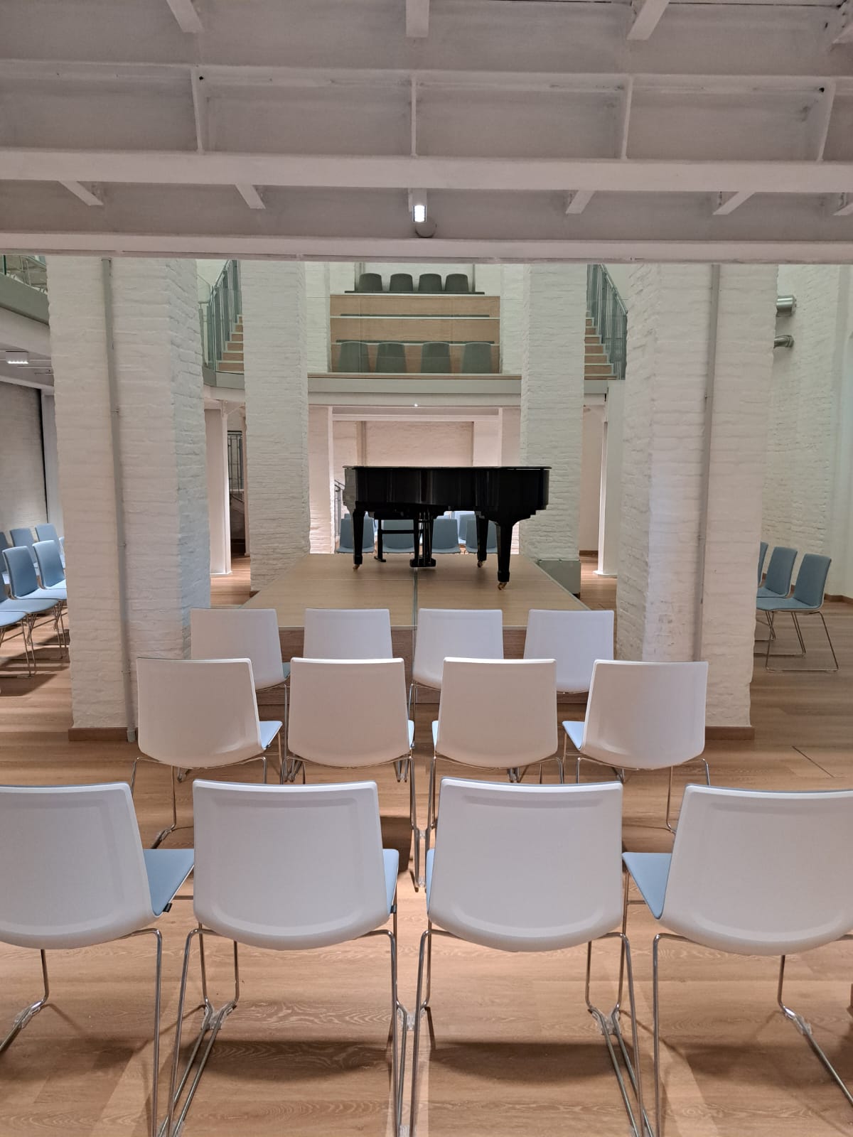 b37971b9-1aef-485a-a407-29bf98bf14eb