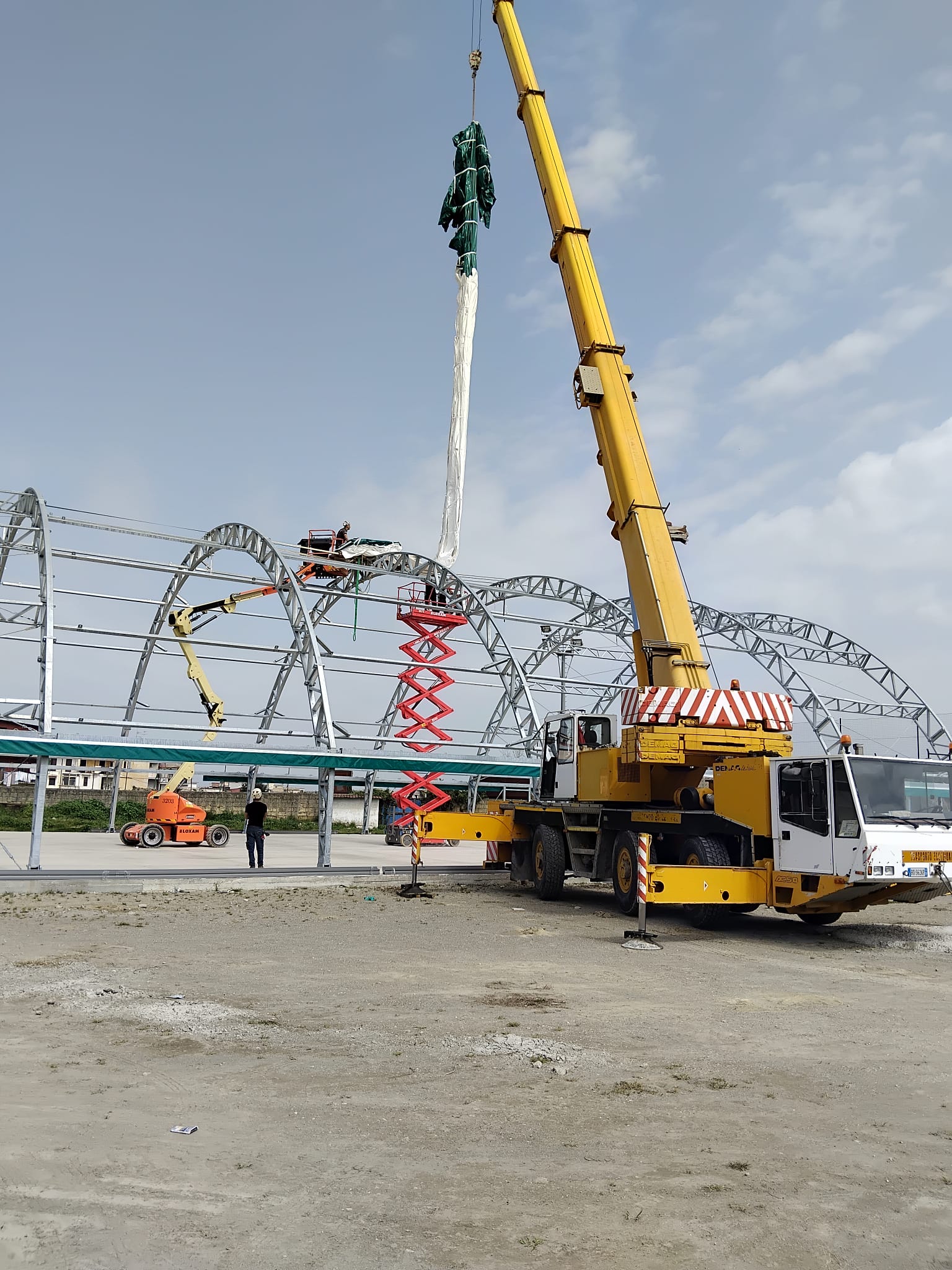 b7029d2f-b72e-45b9-b4a6-50be1ee2eb48