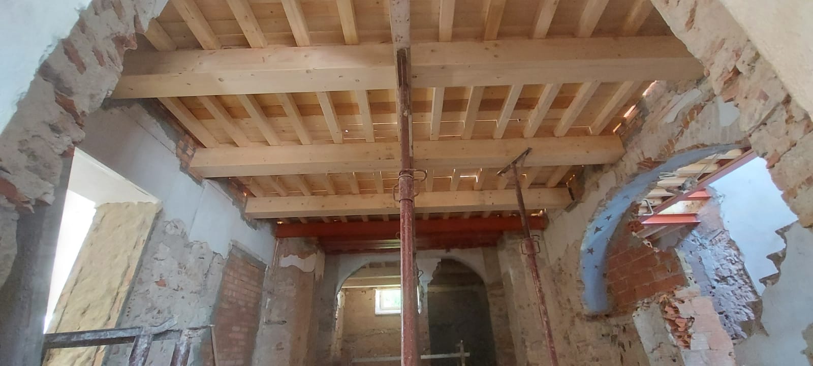 ce20ed9c-9341-4142-98b8-2d8213630f0e